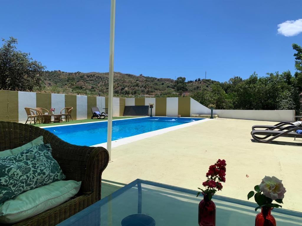 Complejo Rural Lo Arrabal Villa มาลากา ภายนอก รูปภาพ